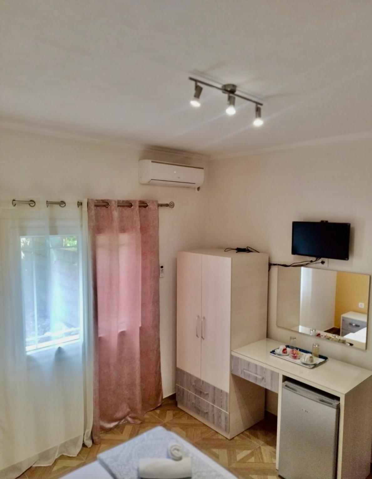 Dagos Rooms Dhërmi Dış mekan fotoğraf